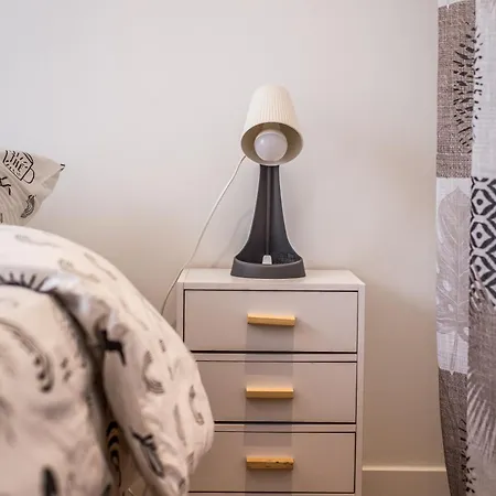 Apartament Budget Downtown With Parking Charleville-Mézières