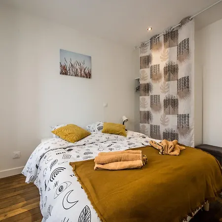 Budget Downtown With Parking * Charleville-Mézières